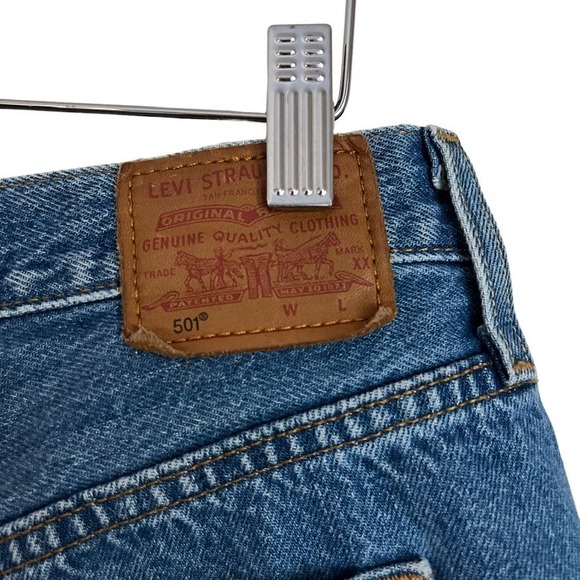 Levi's 501 Denim Cutoff Shorts Vintage with Button Fly Size 33 - Picture 6 of 14